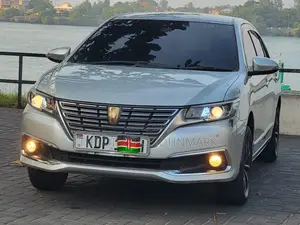 Toyota Premio 2016 Silver