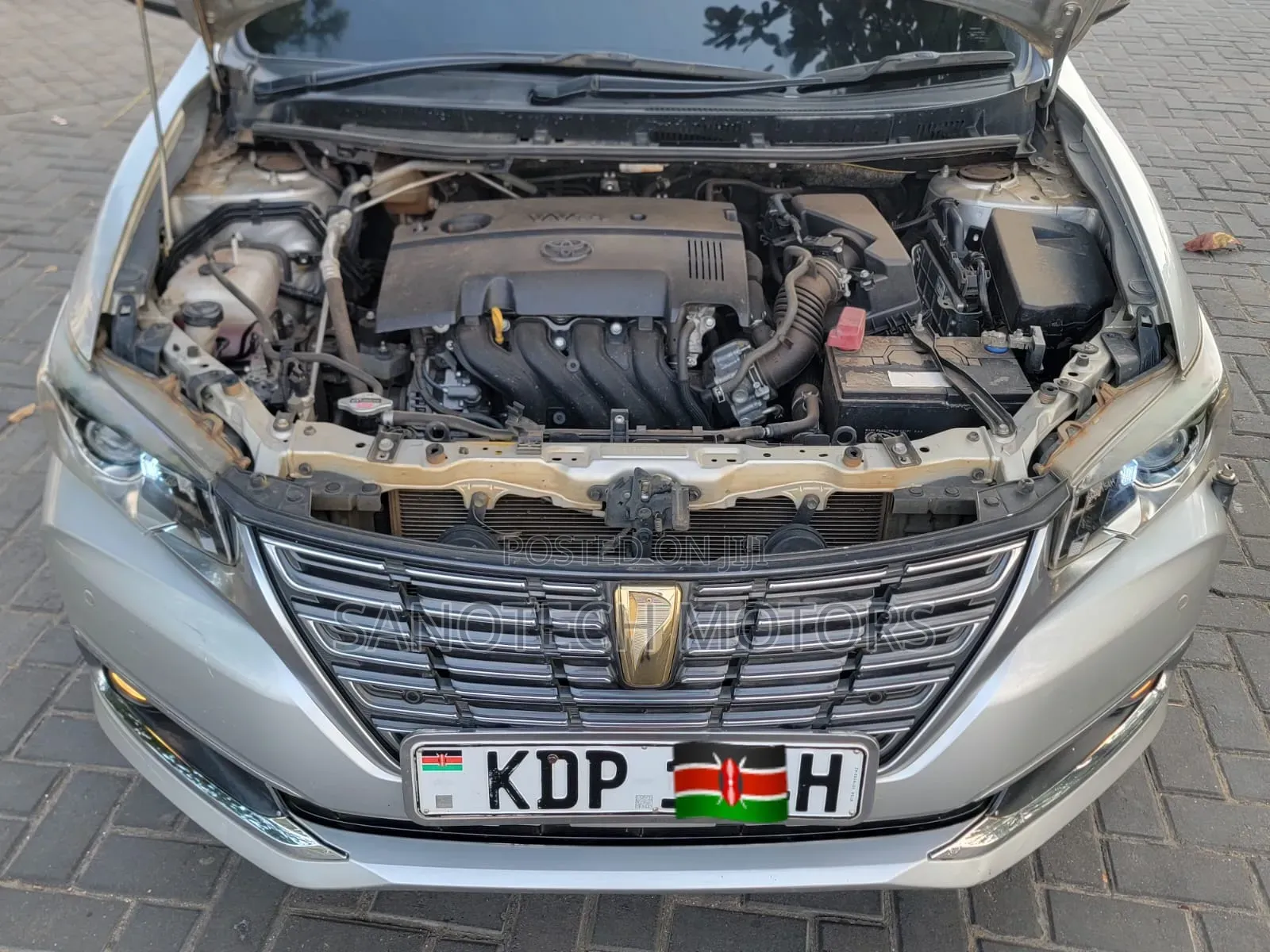 Toyota Premio 2016 Silver