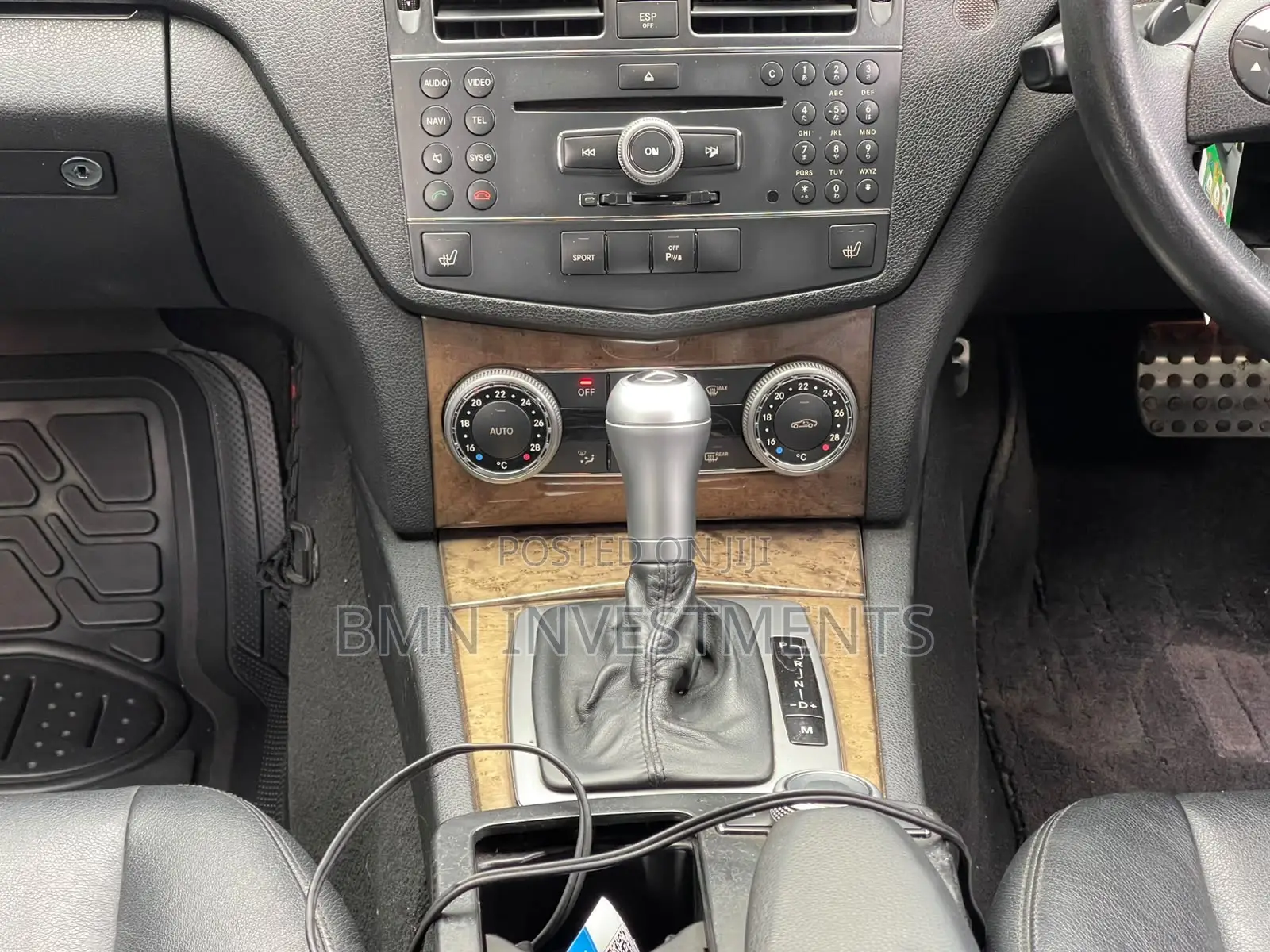 Mercedes-Benz C200 2009 White