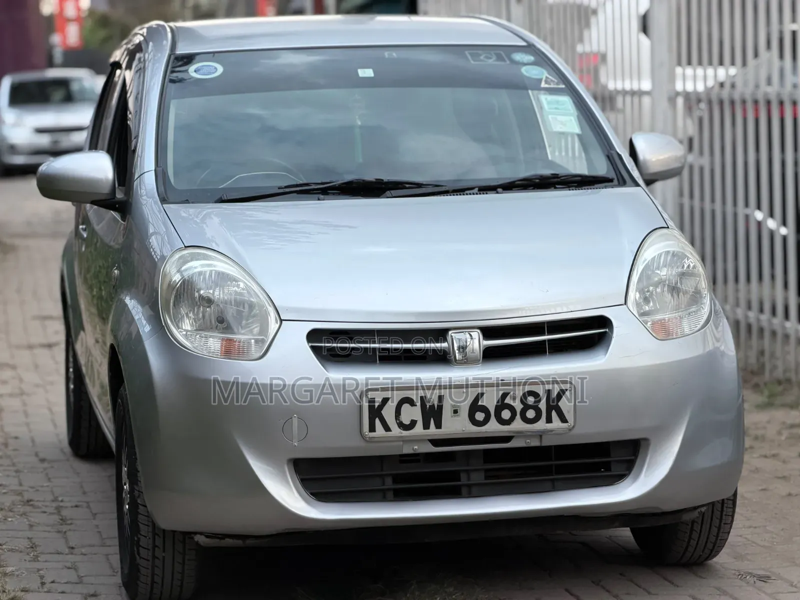 Toyota Passo 2014 Silver