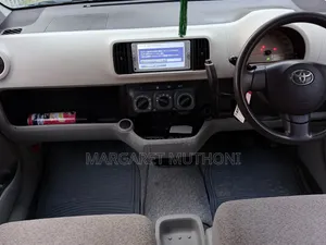 Toyota Passo 2014 Silver