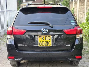 Toyota Corolla Fielder 2018 Black