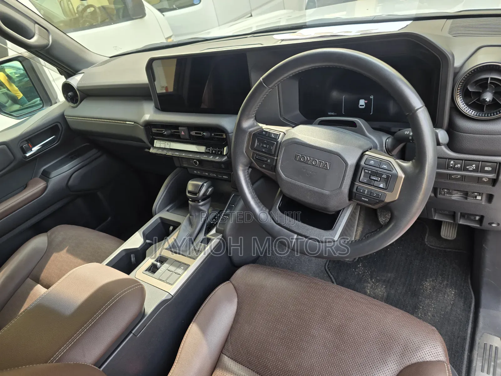 Toyota Land Cruiser Prado 2024 Gray