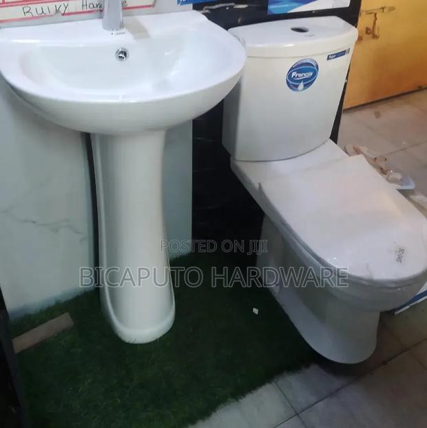 Wc 100close Couple Toilet