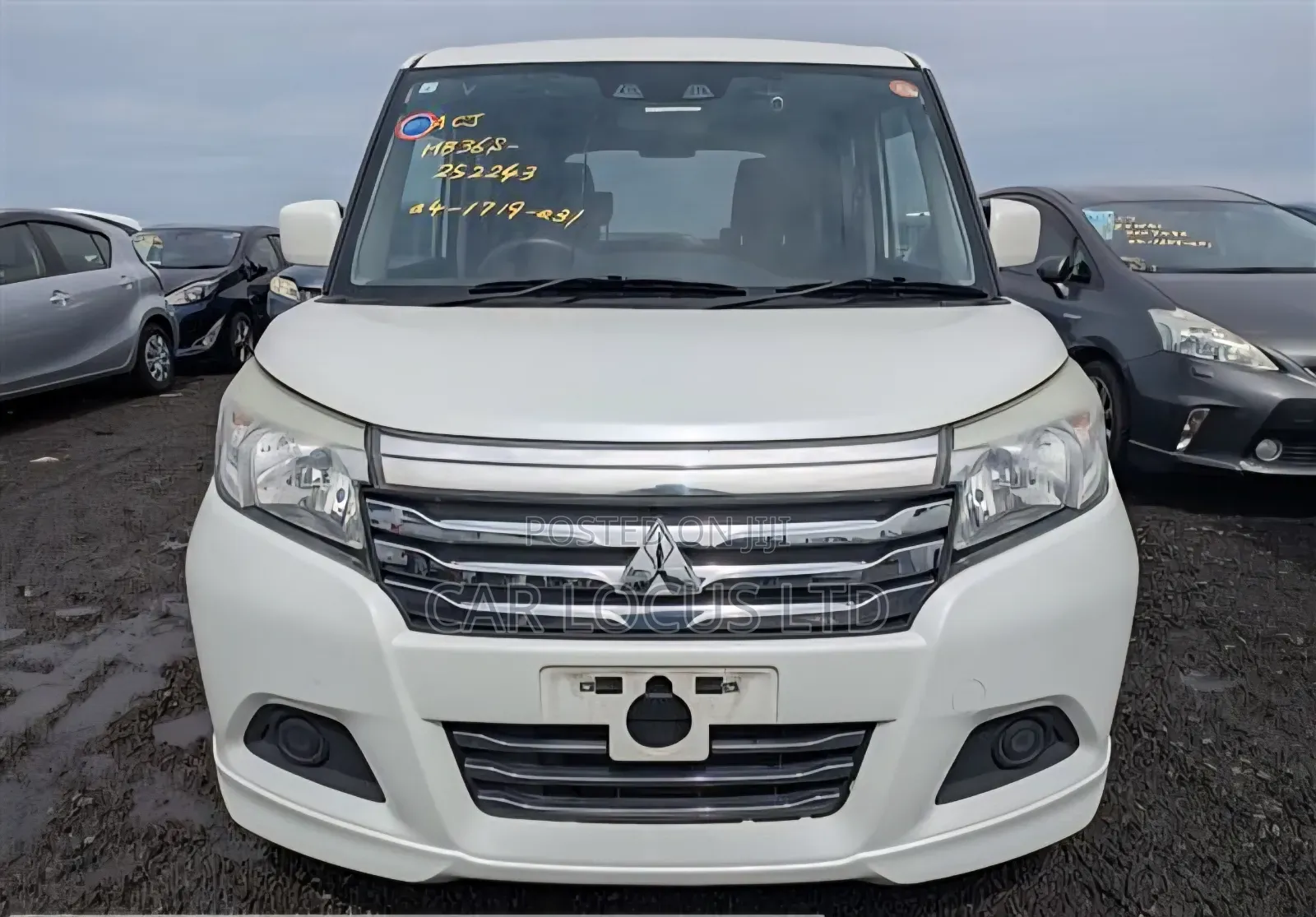 Mitsubishi Delica 2019 White
