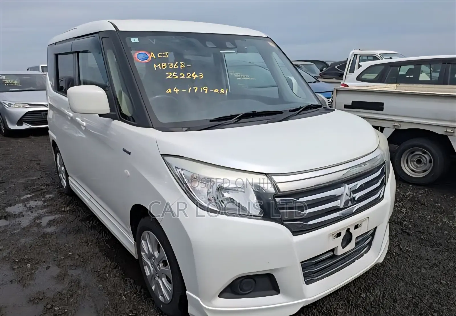 Mitsubishi Delica 2019 White