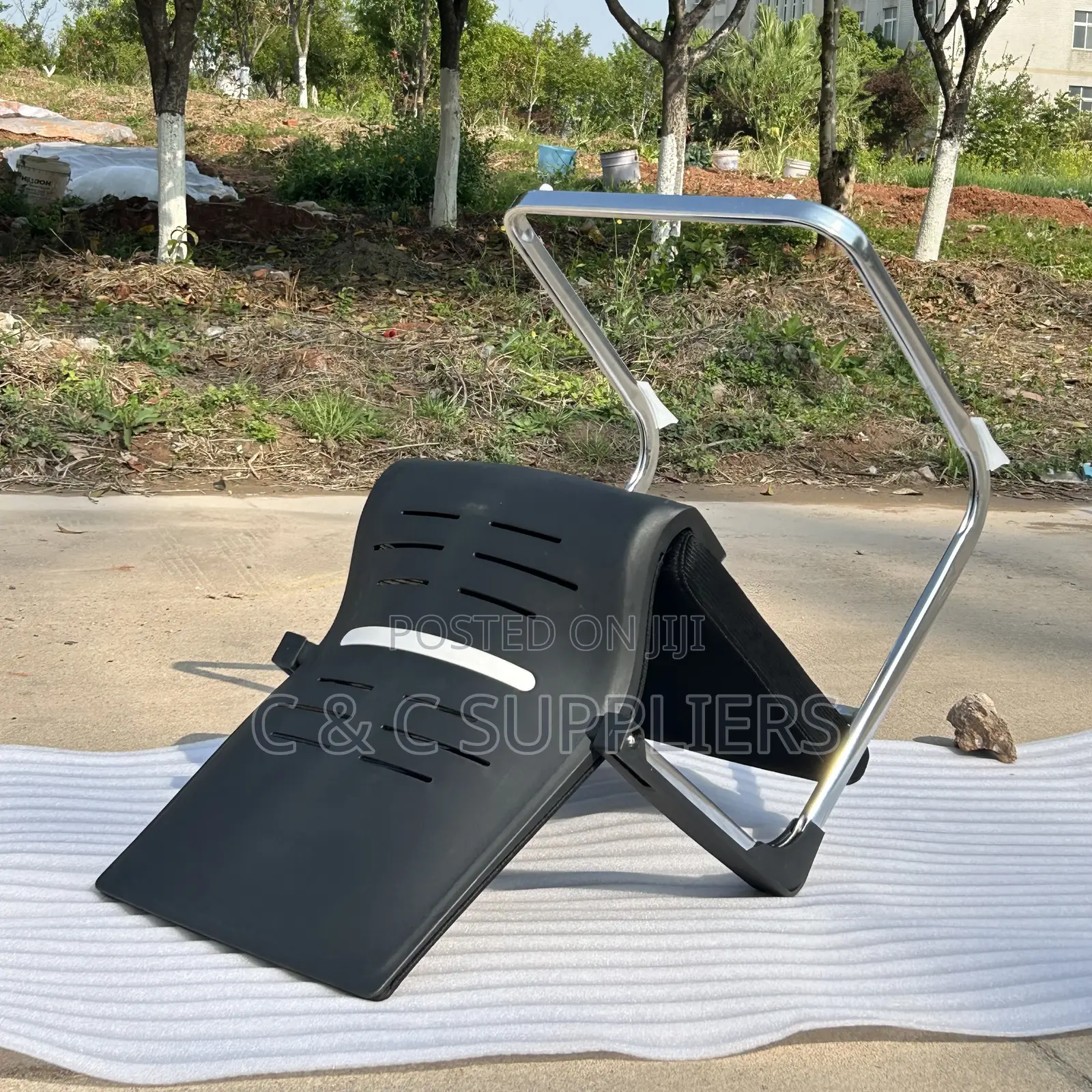 Ergonomic Strong Mesh Visitor's Chair