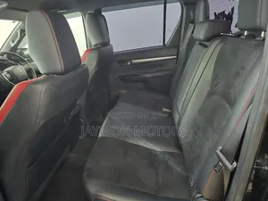 Toyota Hilux 2023
