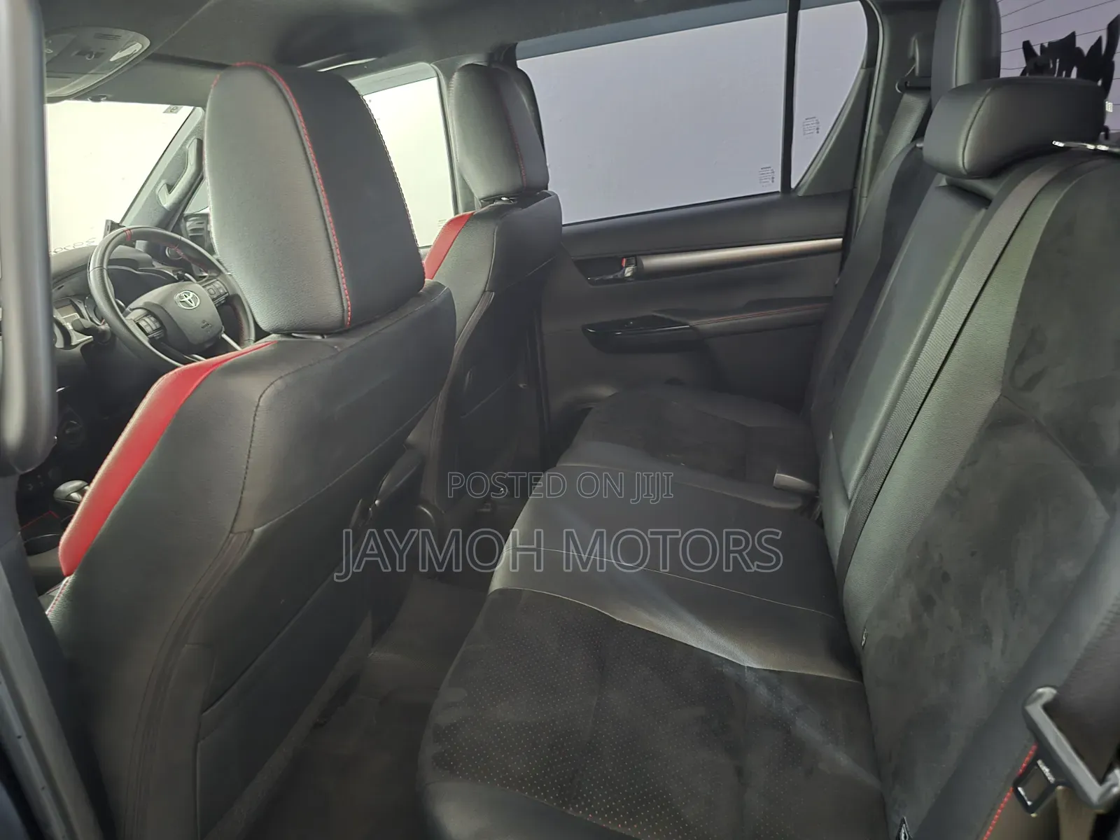 Toyota Hilux 2023