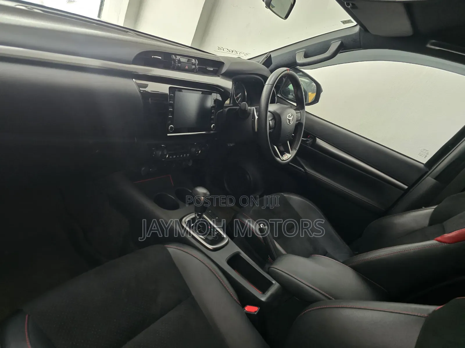 Toyota Hilux 2023