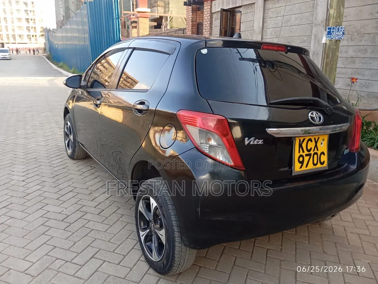 Toyota Vitz 2012 Black