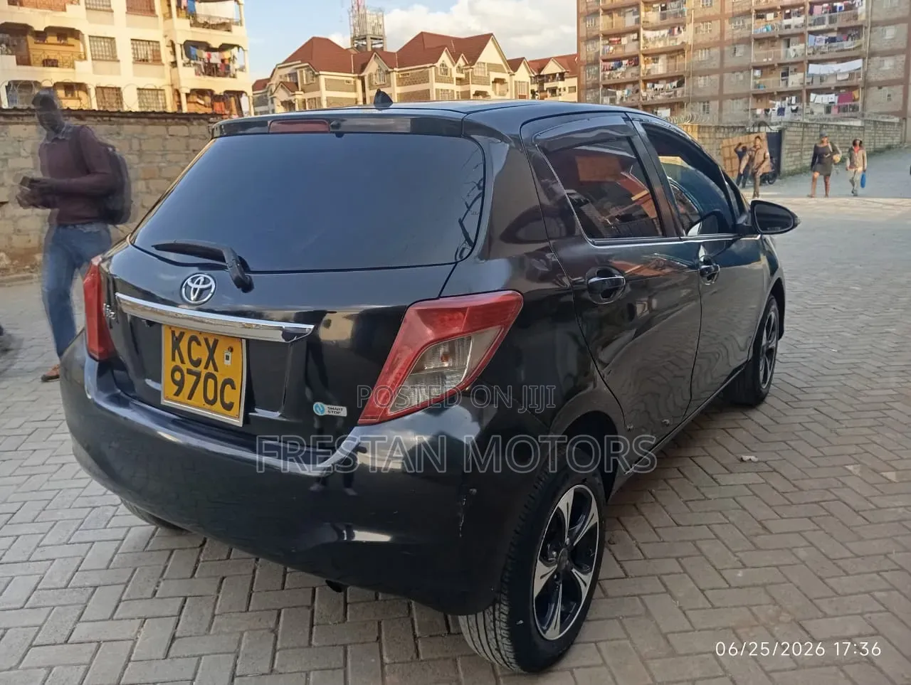 Toyota Vitz 2012 Black