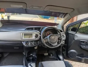 Toyota Vitz 2012 Black