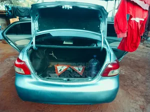Toyota Belta 2010