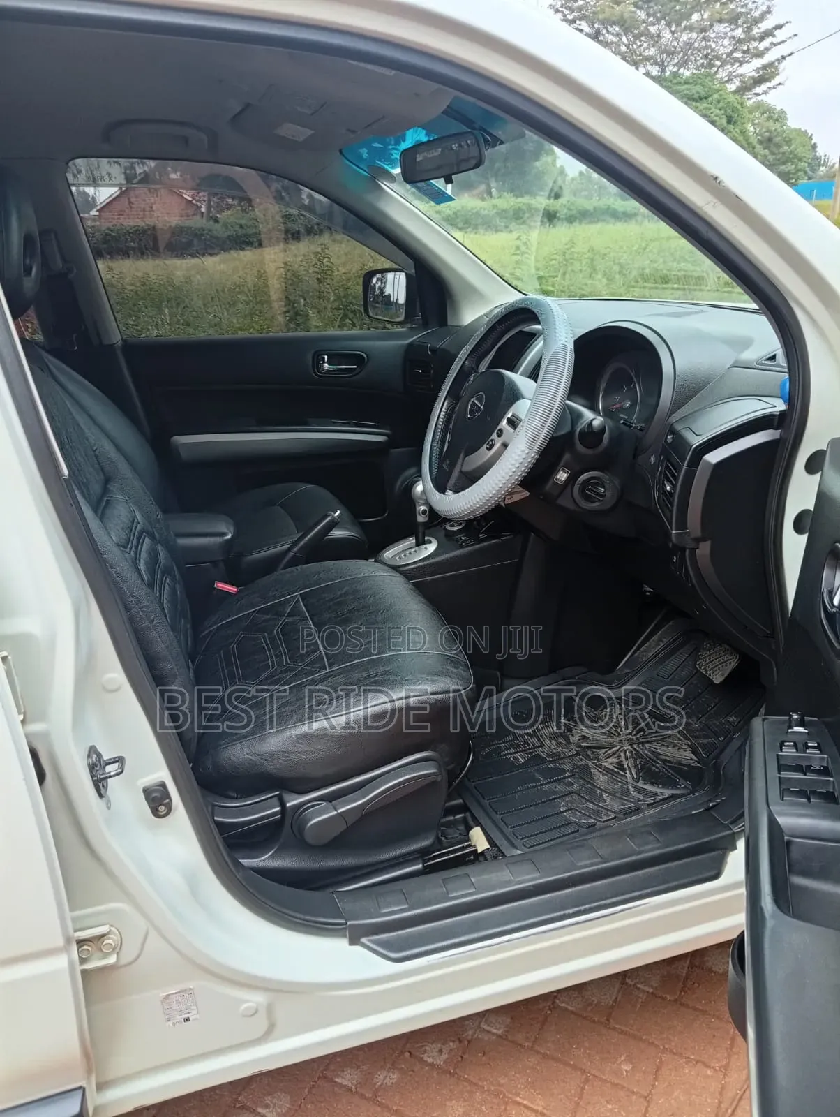 Nissan X-Trail 2010 White