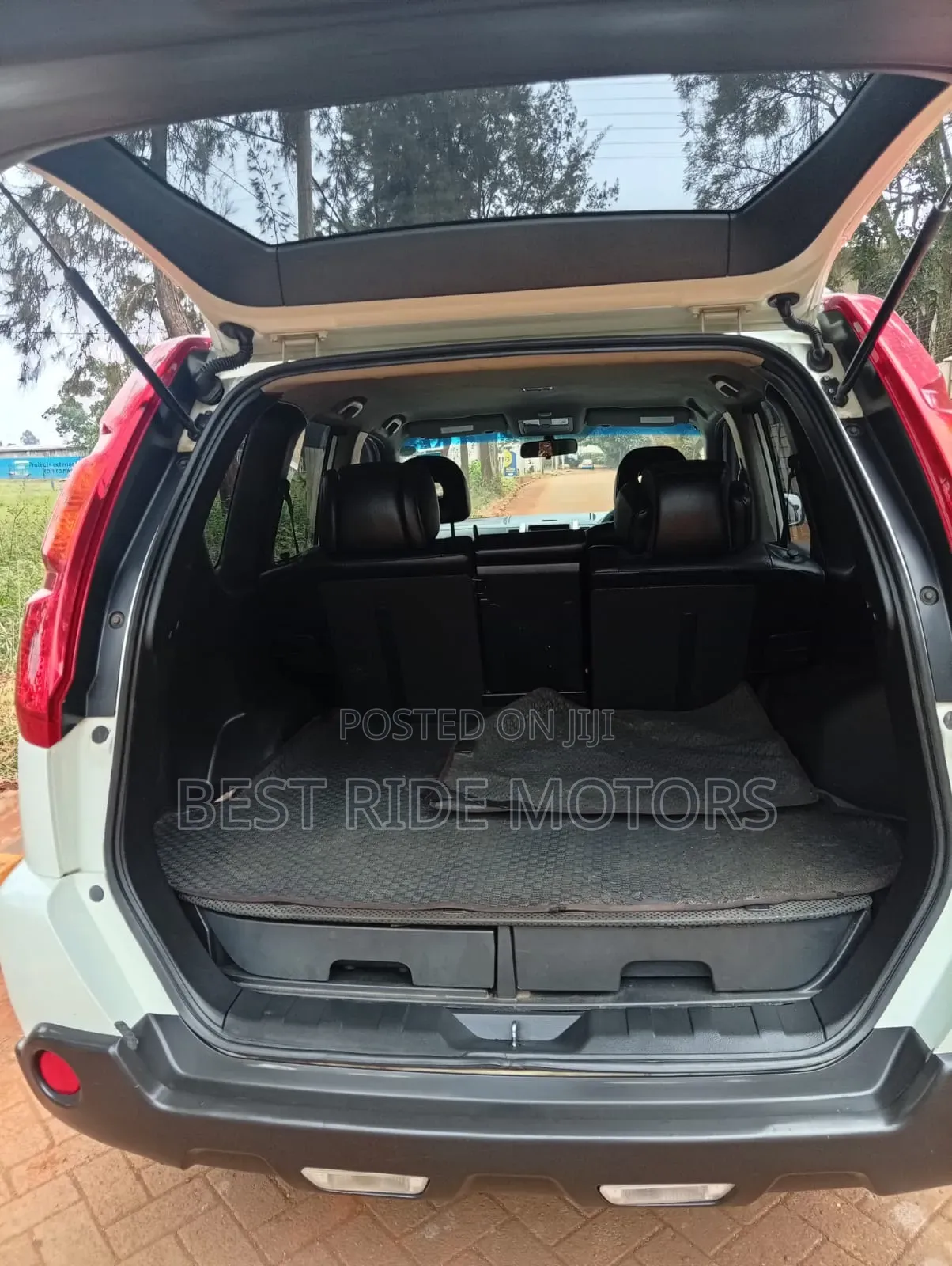 Nissan X-Trail 2010 White