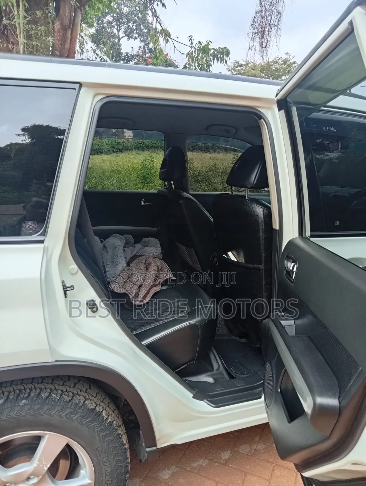 Nissan X-Trail 2010 White