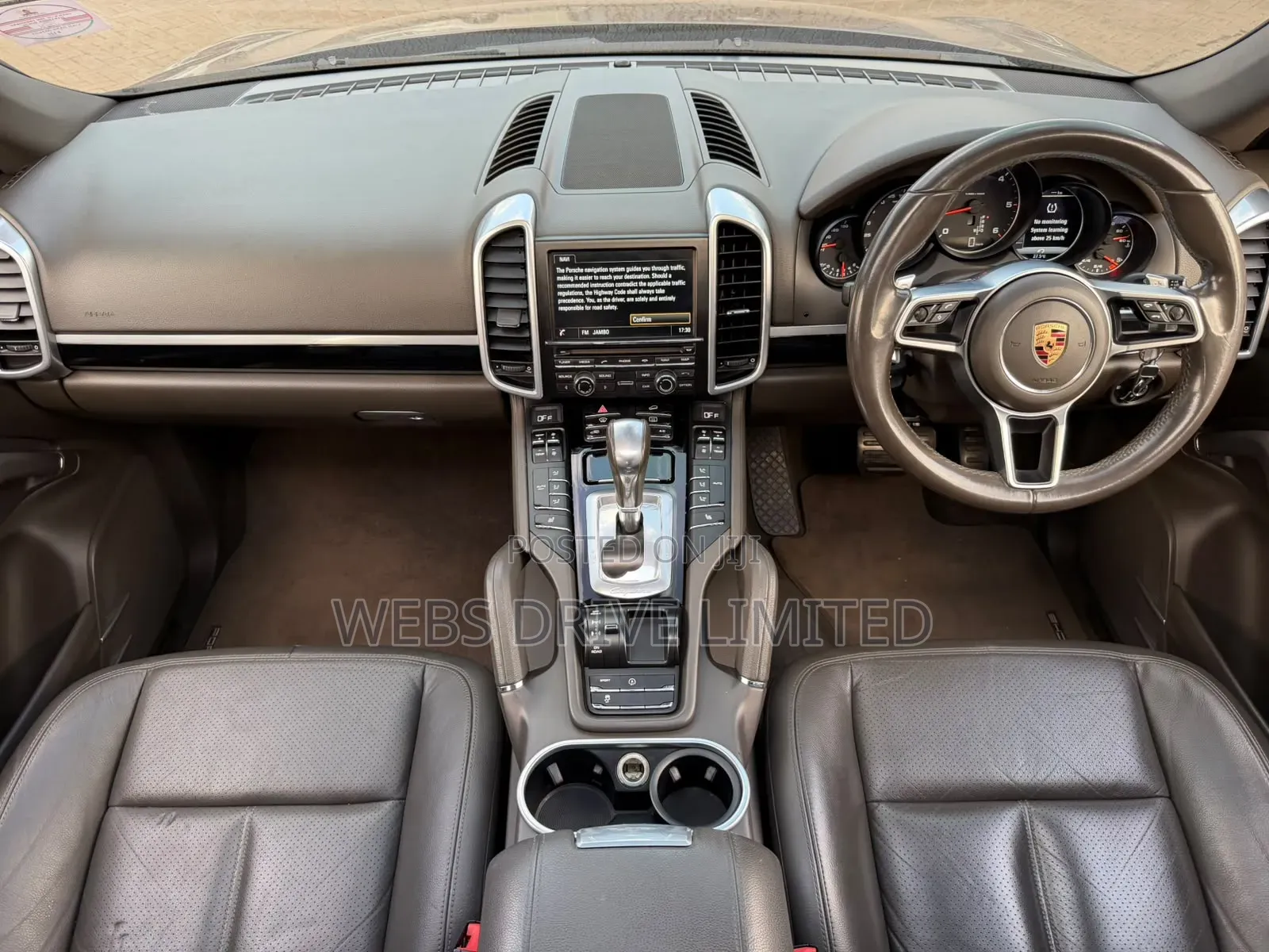 Porsche Cayenne 2016 Burgundy
