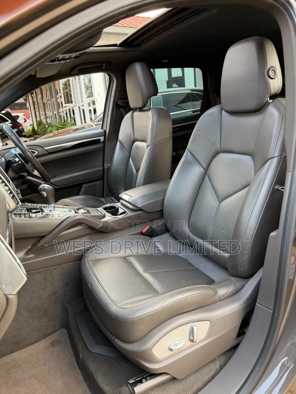 Porsche Cayenne 2016 Burgundy