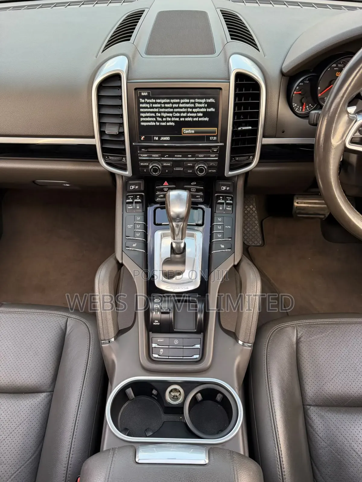 Porsche Cayenne 2016 Burgundy