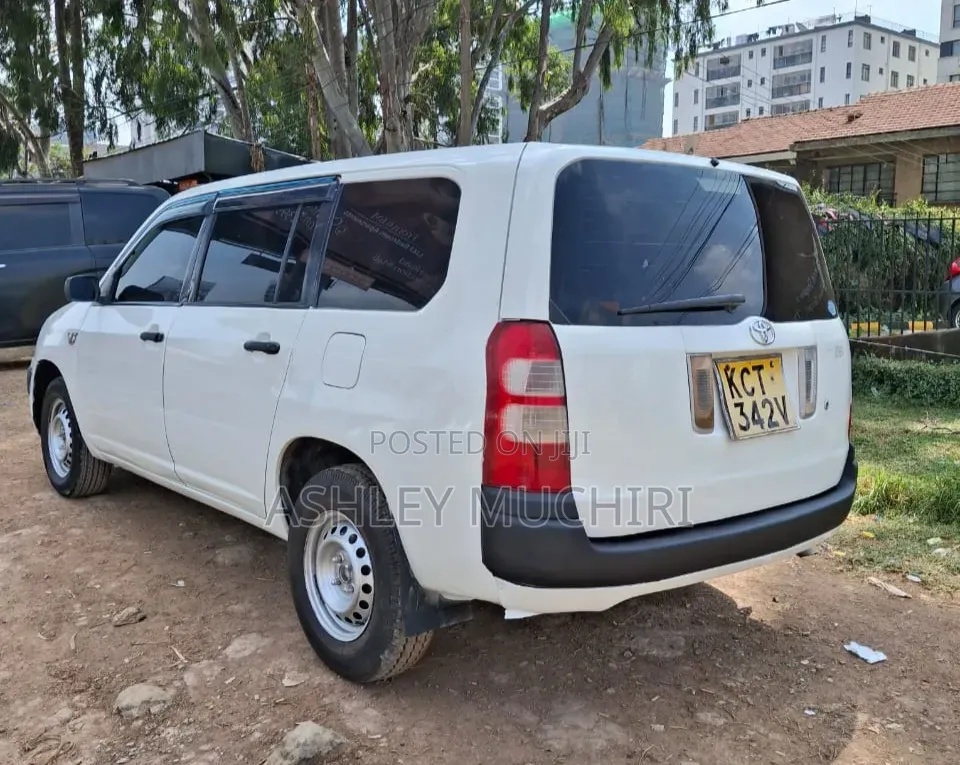 Toyota Succeed 2012 White