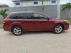 Subaru Outback 2014 Red