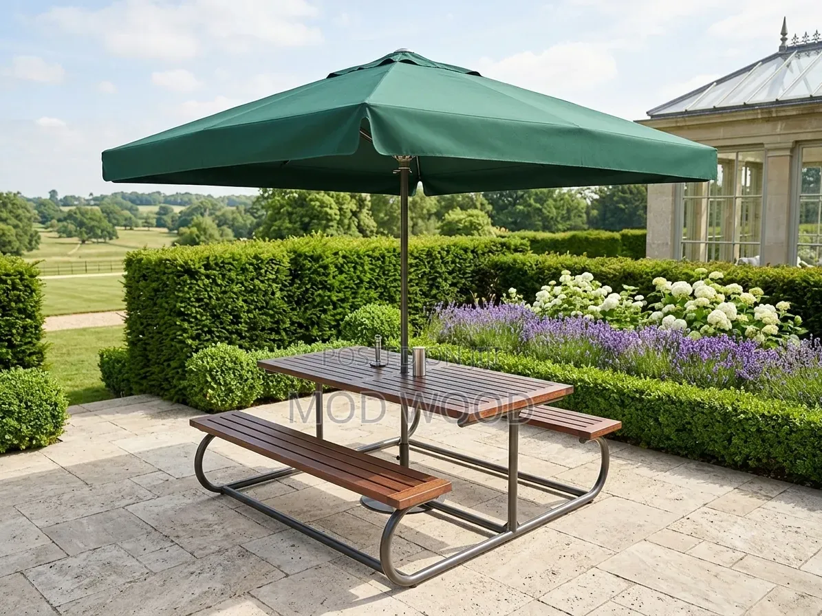Space-Saving Outdoor Picnic Table With Parasol