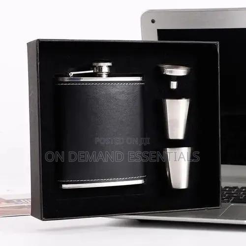 Plain Hip Whisky Flask Liquor Bottle With 2 Tot Cup/Gift Set - thumbnail 2