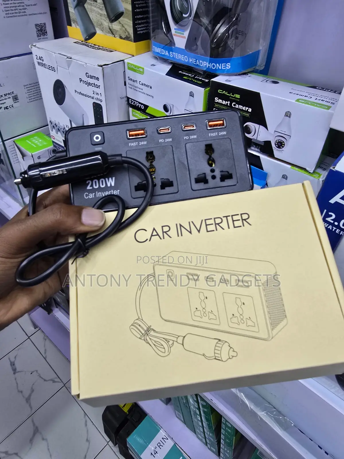 Car Power Inverter 200W Dual AC USB Type-C Converter