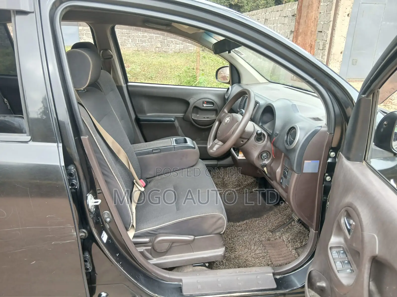Toyota Passo 2015 Black