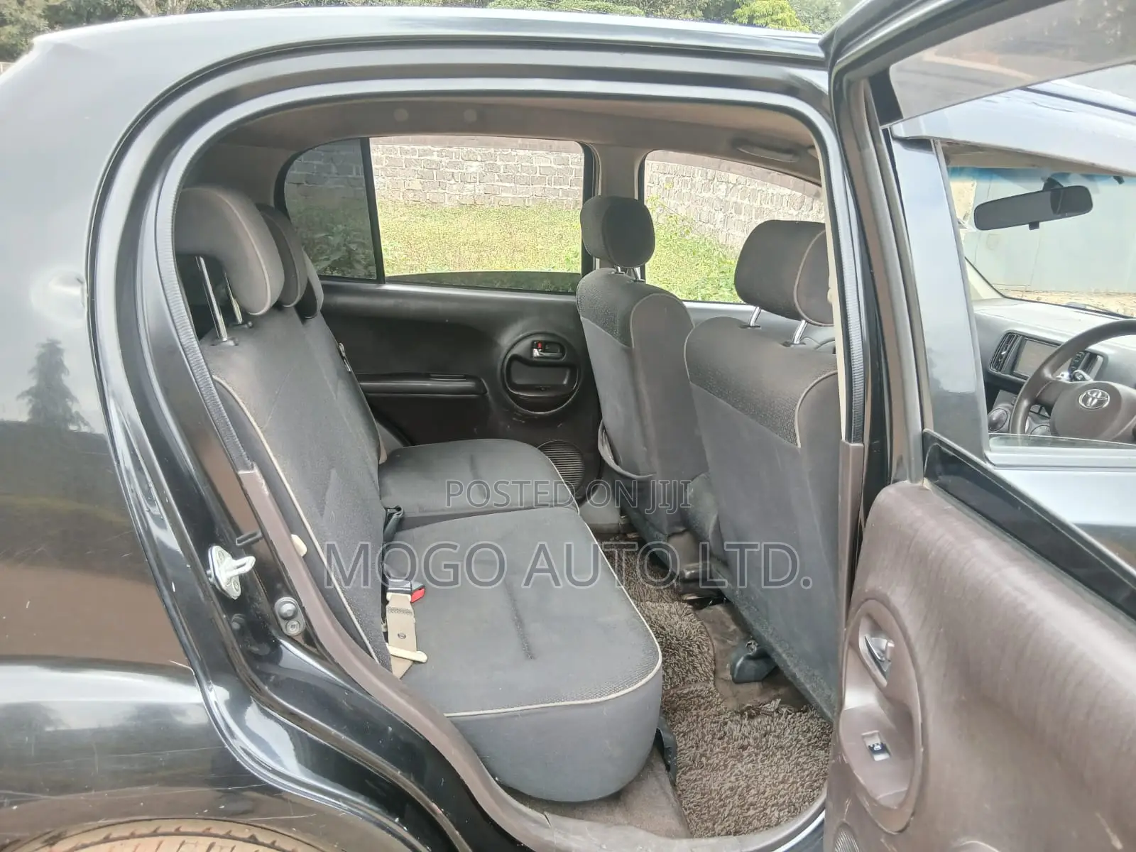 Toyota Passo 2015 Black