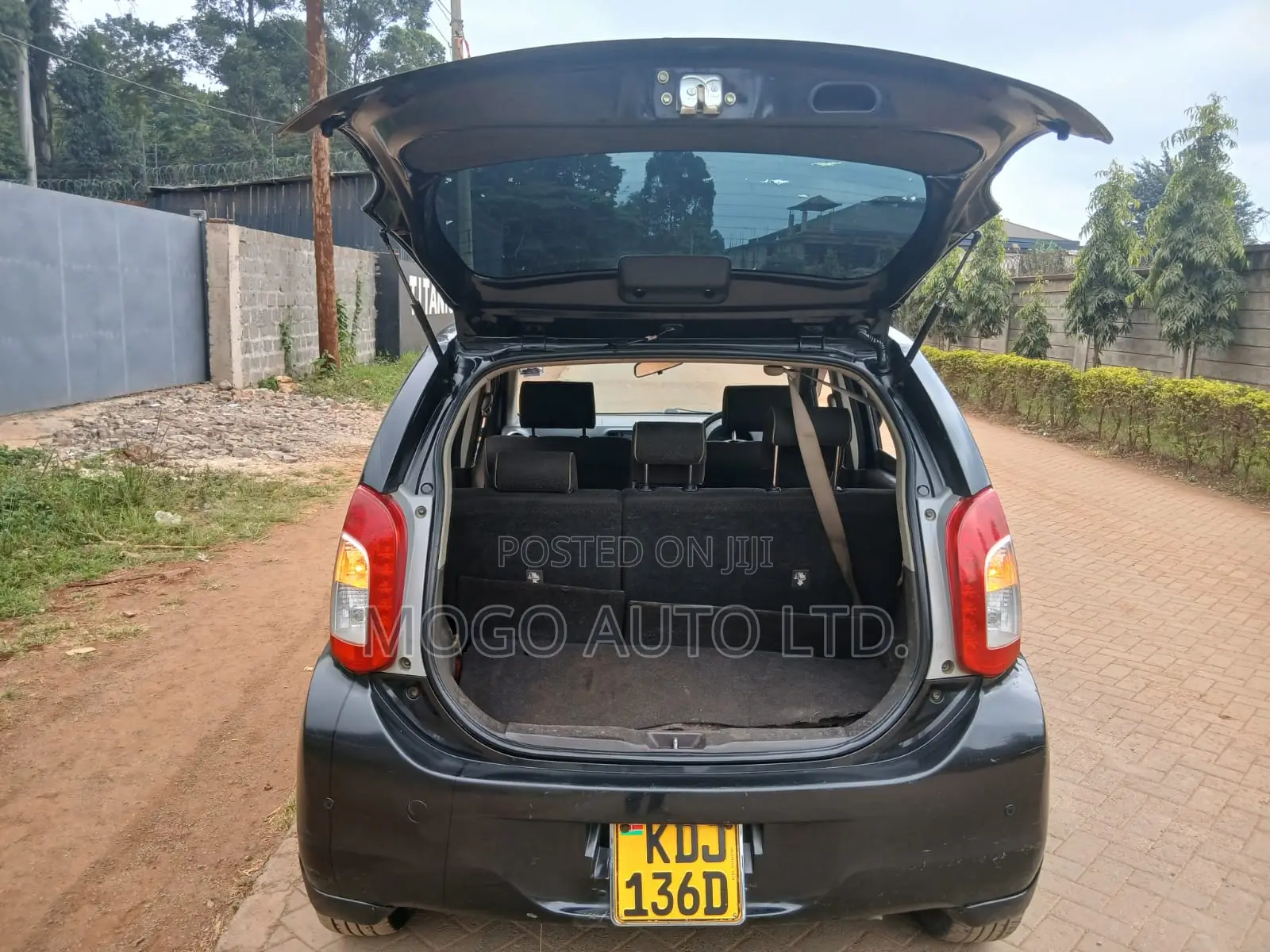 Toyota Passo 2015 Black
