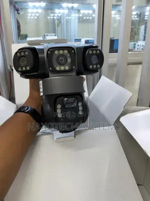 3 Lenses Solar 4G CCTV Camera