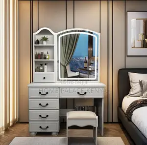 Vanity Table: Glossy Lacquer Vanity With Illuminated Mirror