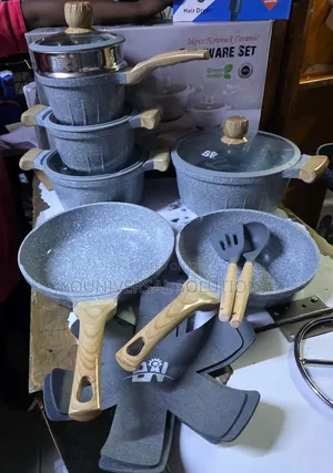 BMW 19Pieces Cookware