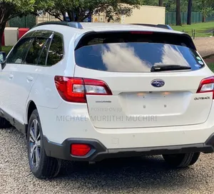 Toyota Hilux 2018 White