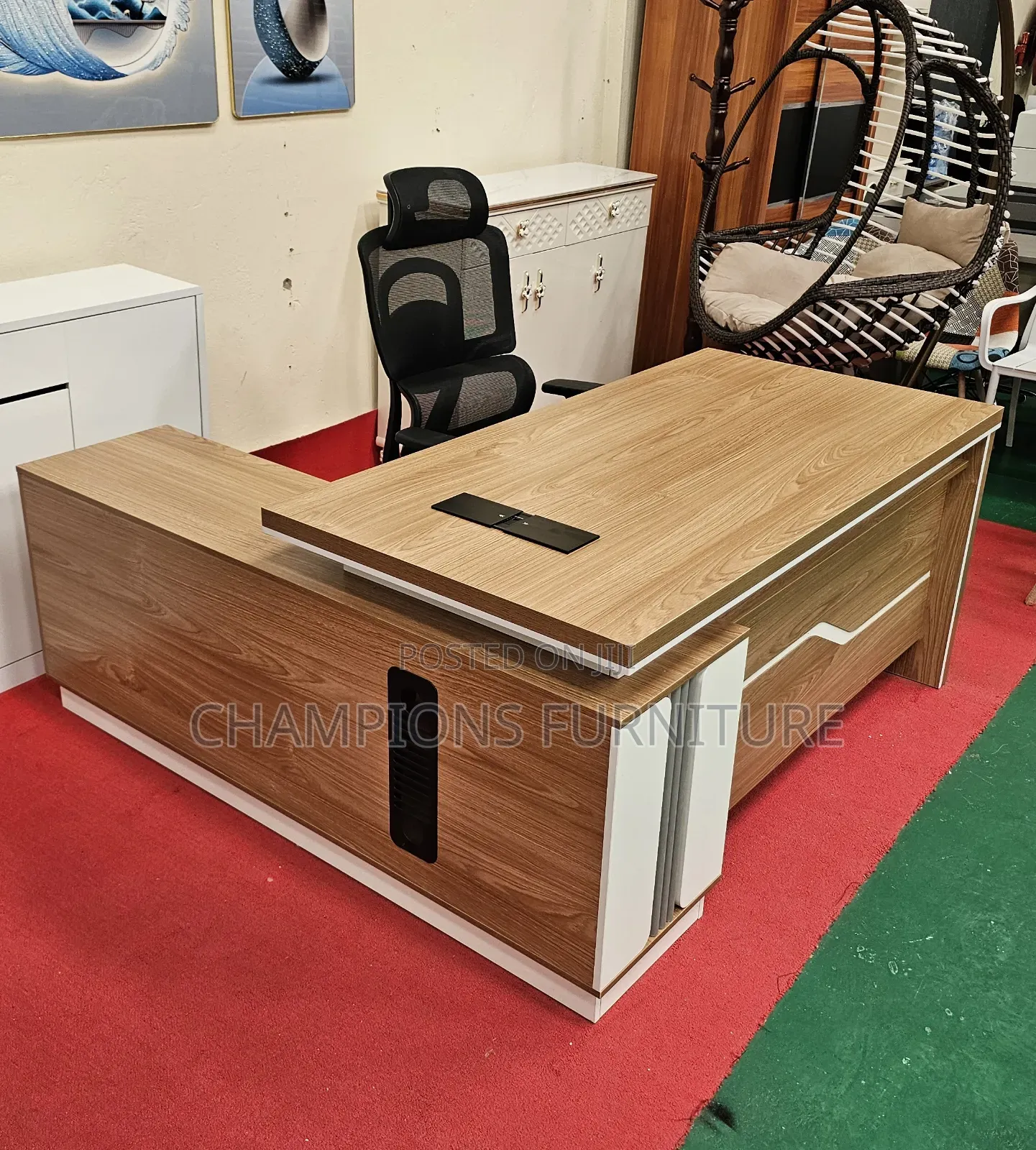 1.8M L-Shaped Execuitve Office Desk