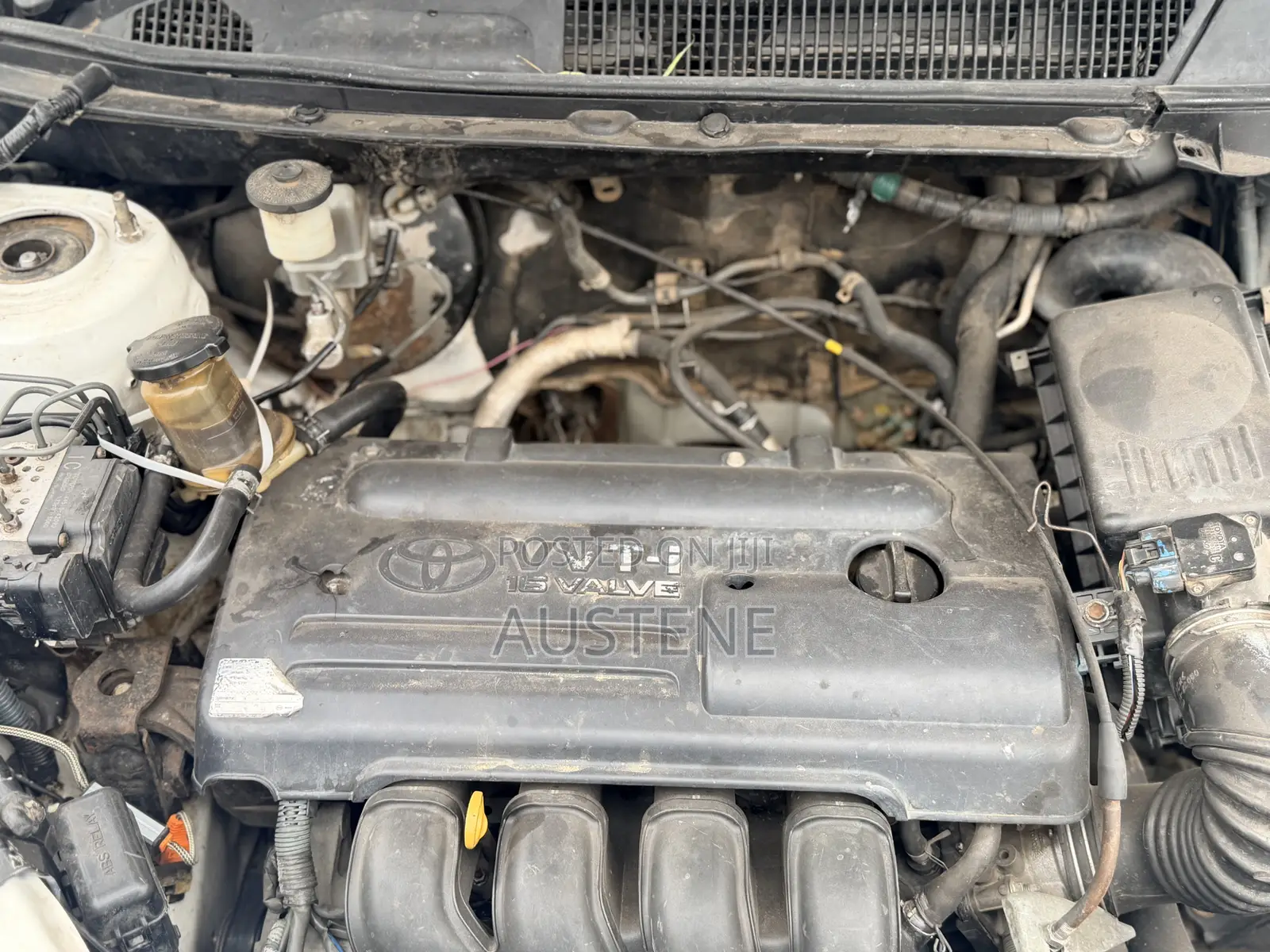 Toyota RAV4 2002 White