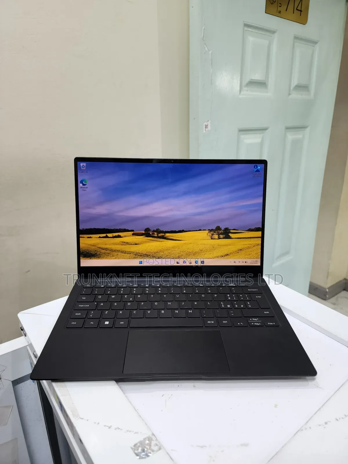 Laptop Apple MacBook Pro 32GB Apple M1 Pro SSD 512GB