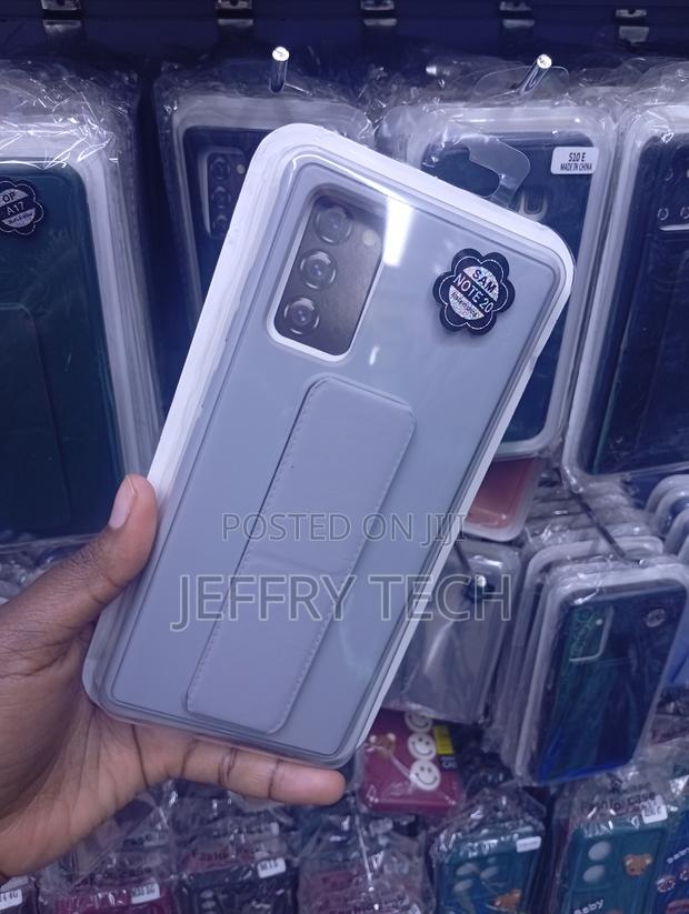 Samsung Galaxy Note 20 Case Features a Grey Liquid Silicone Design - thumbnail 2