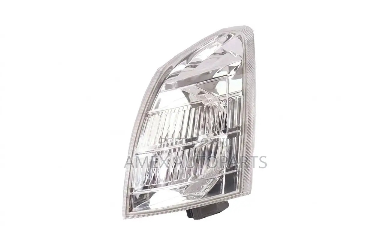Corner Lamp Nissan Xtrail QR20 Clear Lens