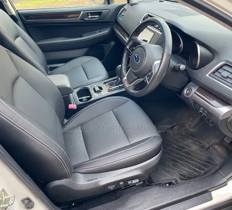 Toyota Hilux 2018 White