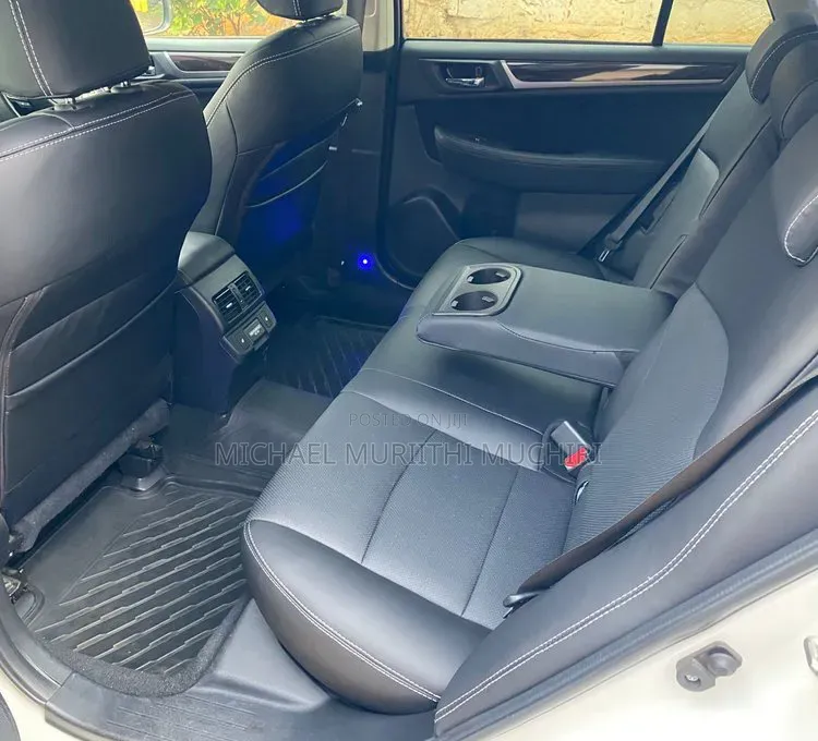 Toyota Hilux 2018 White