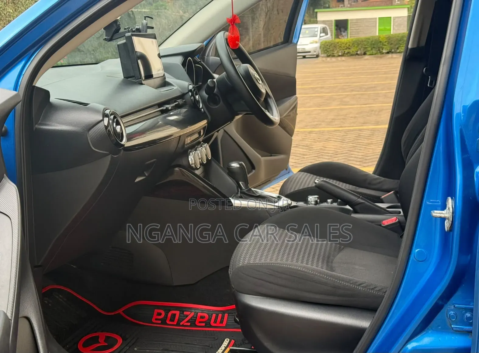 Mazda Demio 2017 Blue