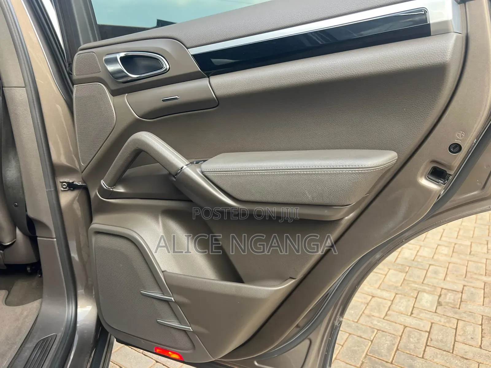 Porsche Cayenne 2016 Gray