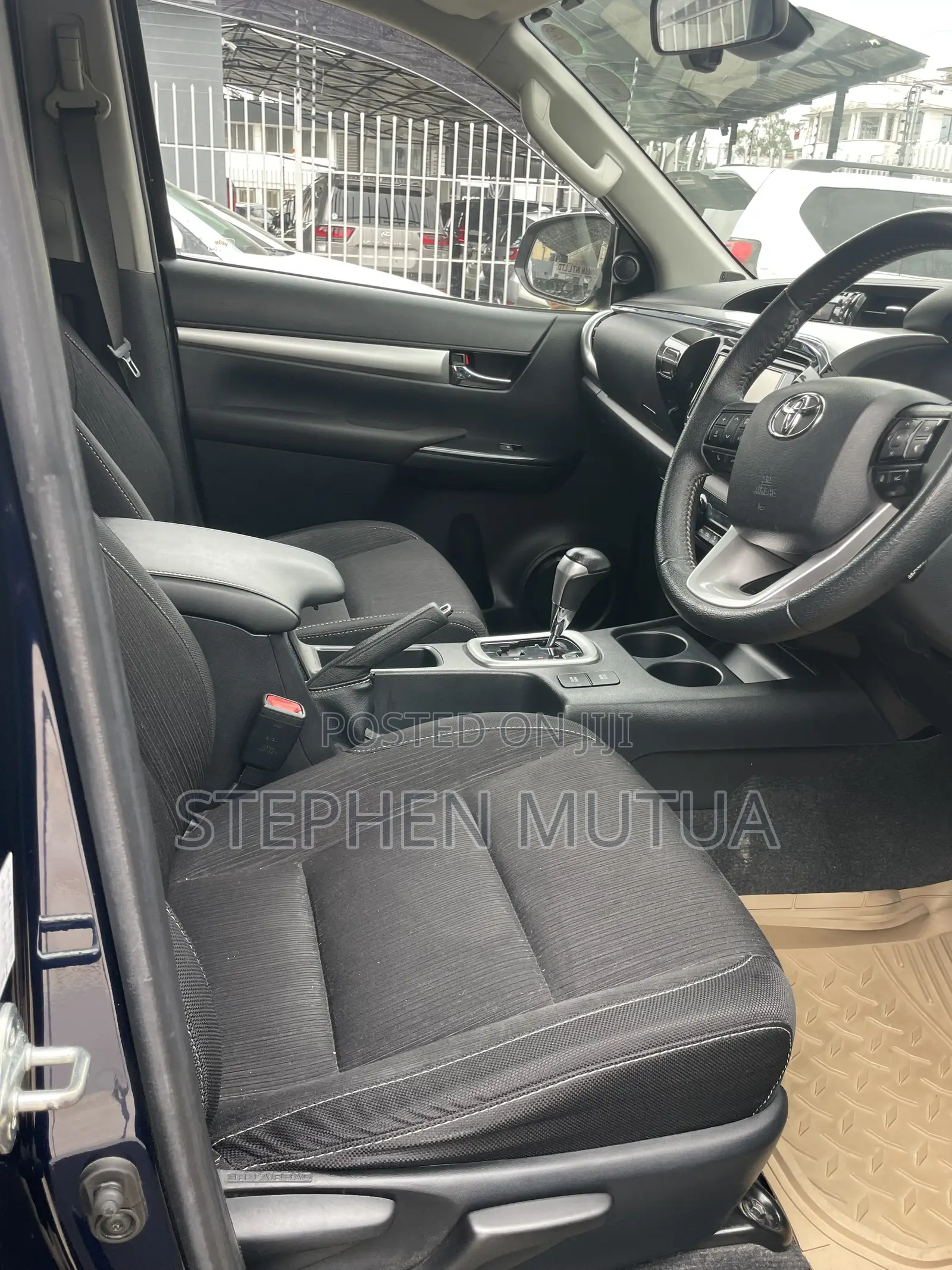Toyota Hilux Revo Double Cab Deisel 2.4 AWD 2021 Blue