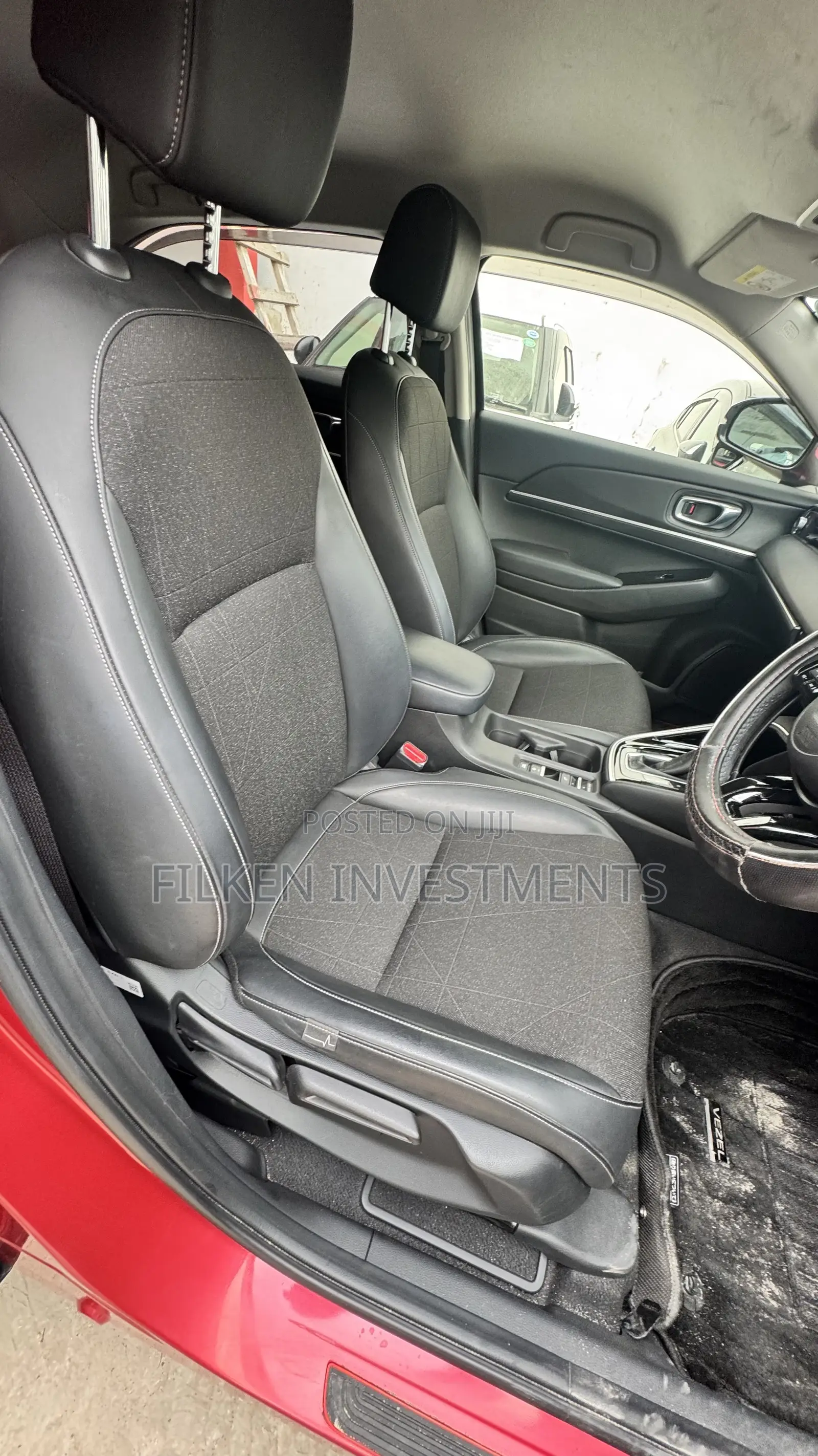 Honda Vezel 1.5 Hybrid 2WD 2021 Burgundy