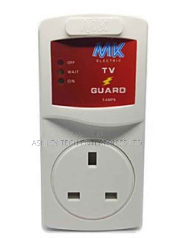 `Universal TV Guard – Voltage Surge Protector - main view