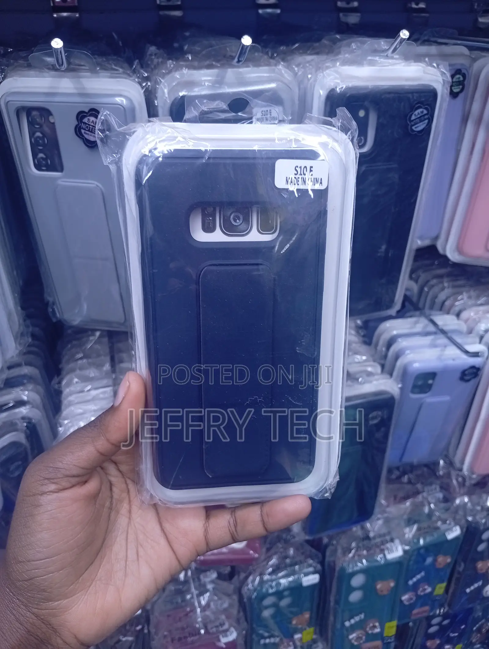 Samsung Galaxy S8 Back Cover With a Built-in Kickstand.