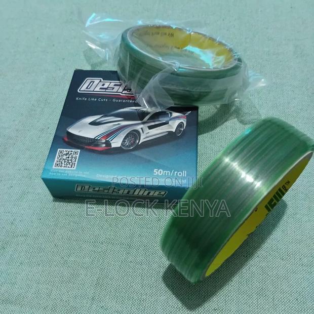 Stretching Car Surface Designline